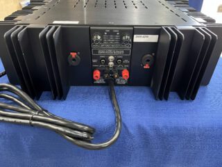 Bryston 4B Amplifier - Image 2