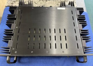 Bryston 4B Amplifier - Image 3