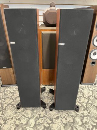 KEF Q700 Speakers