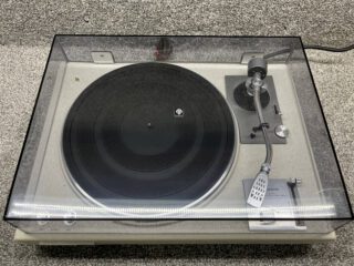 Kenwood KD-2055 Turntable - Image 3