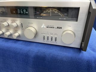 Mitsubishi DA-R20 Receiver - Image 3