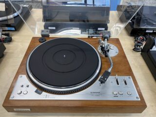Pioneer PL-530 Turntable - Image 2