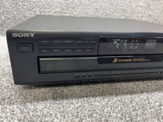 Sony CDP-CE305 5-disc CD Player - Image 3
